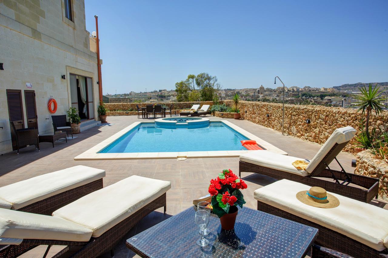 Country Views Bed & Breakfast Виктория Экстерьер фото